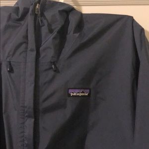 Patagonia Torrentshell Jacket (Navy) Barely Worn!